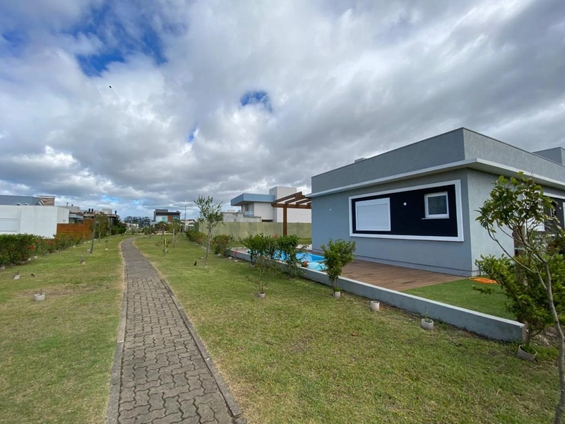 Casa térrea c\ piscina!: 2ª foto da galeria de imagens do imóvel