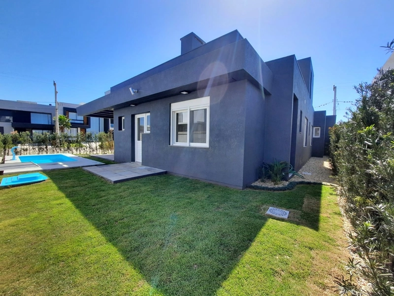 Casa Térrea c\ piscina: 21ª foto da galeria de imagens do imóvel