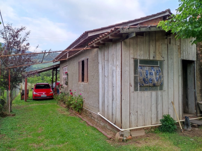 Rolante- Chácara pequena com Casa Mascarada: 1ª foto da galeria de imagens do imóvel
