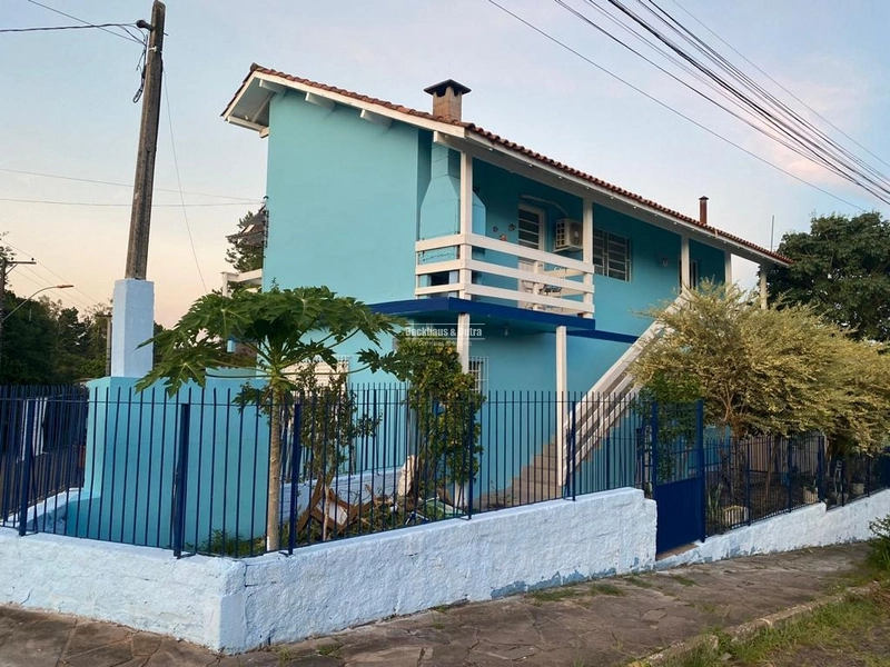 Taquara- Sobrado no Bairro Cruzeiro do Sul: 1ª foto da galeria de imagens do imóvel