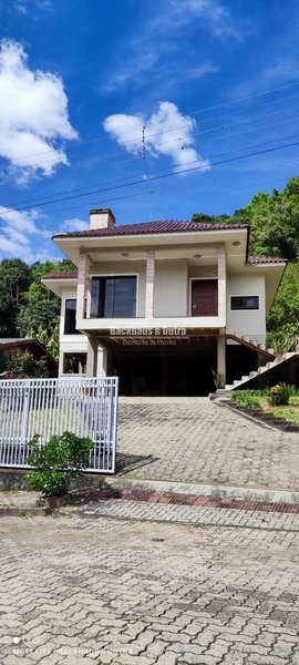 Riozinho- Sobrado Centro da cidade de Rioinho: 4ª foto da galeria de imagens do imóvel