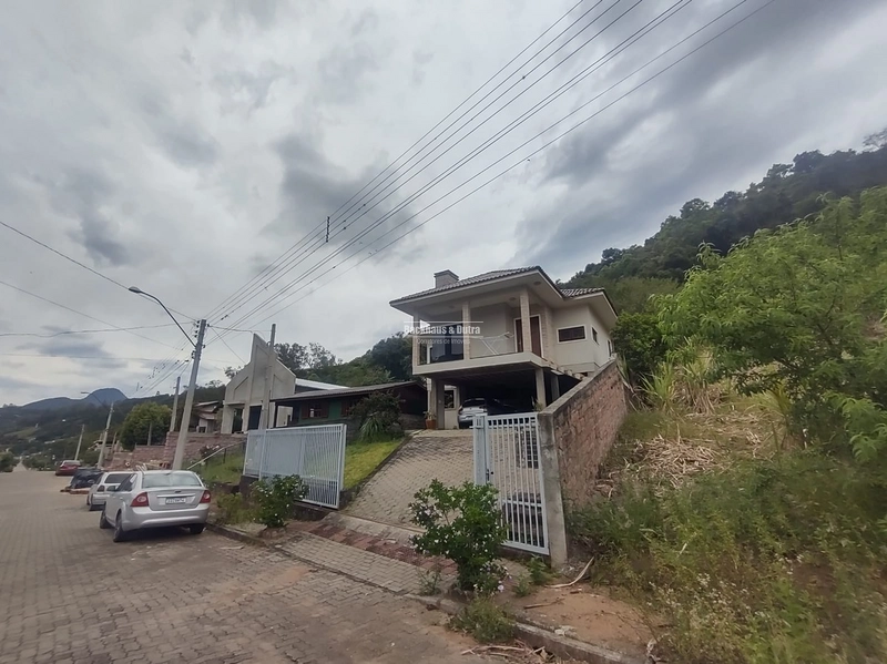 Riozinho- Sobrado Centro da cidade de Rioinho: 2ª foto da galeria de imagens do imóvel