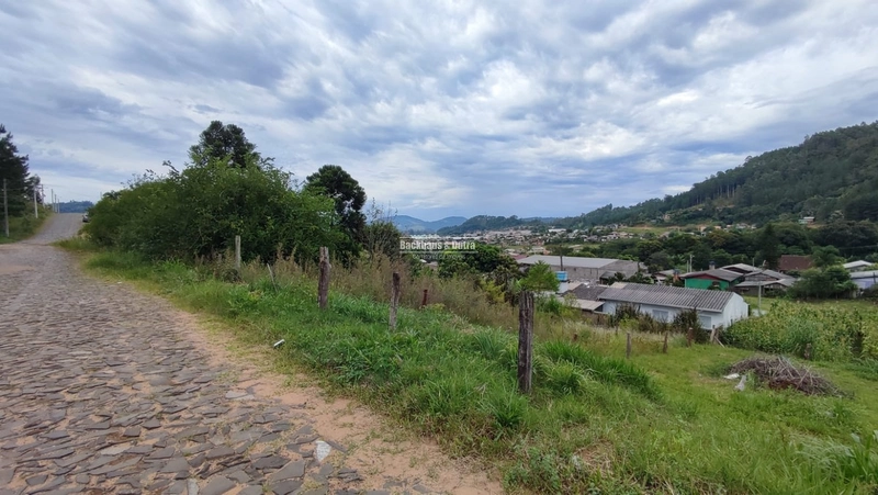 ROLANTE- TERRENO DE 300 M2 VISTA PANORÂMICA -RIO BRANCO: 1ª foto da galeria de imagens do imóvel