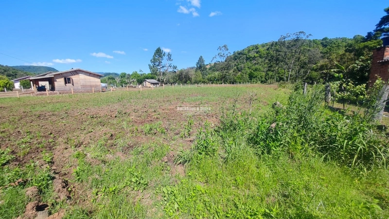 ROLANTE- Chácara de 2.000m² com arroio- Rolantinho: 4ª foto da galeria de imagens do imóvel