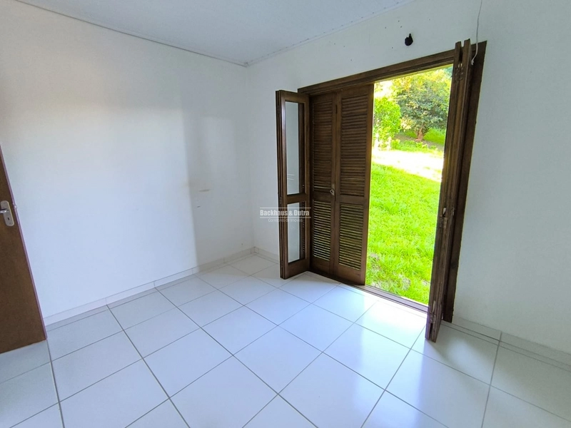 Exclusividade. Casa 2 dormitórios a 800 metros do centro. Local alto.: 10ª foto da galeria de imagens do imóvel