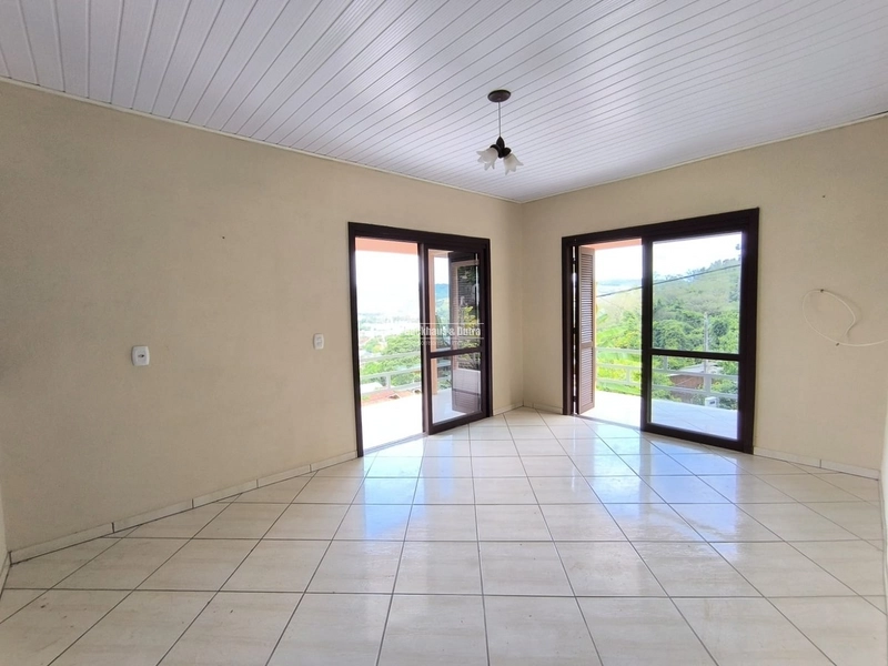 Casa ampla e arejada no centro de Rolante: 7ª foto da galeria de imagens do imóvel