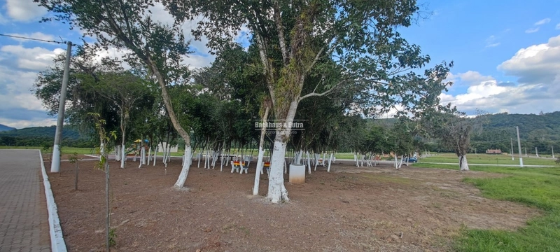 Rolante - Terreno frente duas ruas 408,86m2 - Areia: 3ª foto da galeria de imagens do imóvel