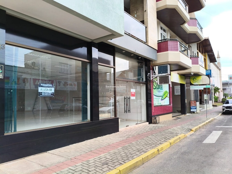 : 2ª foto da galeria de imagens do imóvel