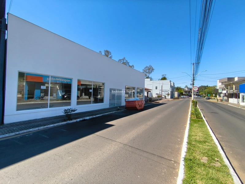 Rolante - Prédio Comercial para Locação – 600m² na Borges de Medeiros.: 1ª foto da galeria de imagens do imóvel