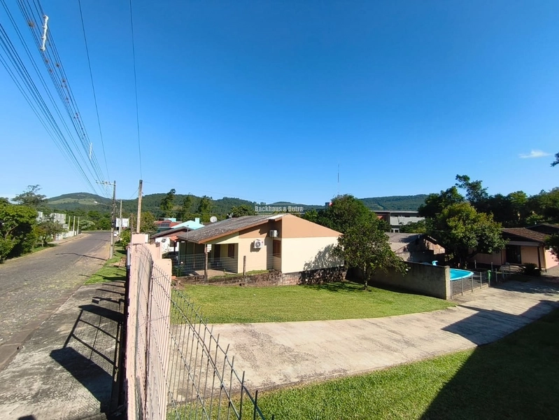 Rolante - Terreno 750 m² com casa mista – Bairro Piccadilly: 6ª foto da galeria de imagens do imóvel