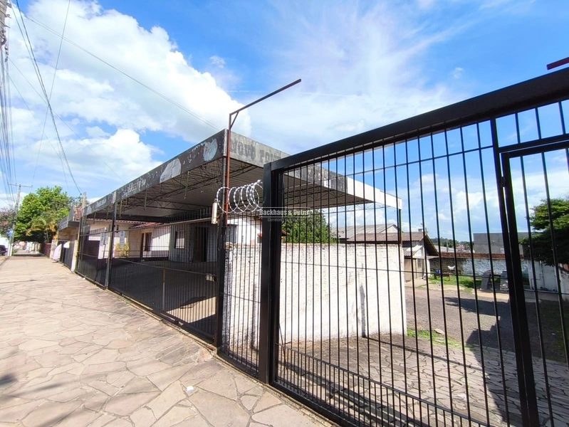 Taquara - Imóvel localizado na Rua Tristão Monteiro - Centro: 1ª foto da galeria de imagens do imóvel