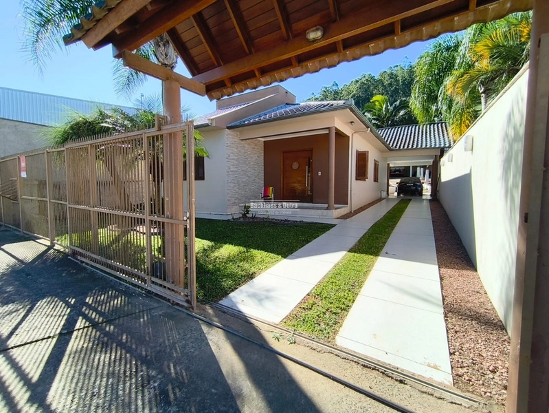 ROLANTE- CASA ALTO PADRÃO DE 156m² -RIO BRANCO: 1ª foto da galeria de imagens do imóvel