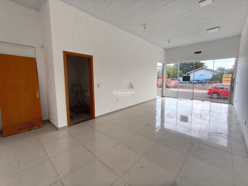 ROLANTE - LOCAÇÃO COMERCIAL DE 42m²- CENTRO: 2ª foto da galeria de imagens do imóvel