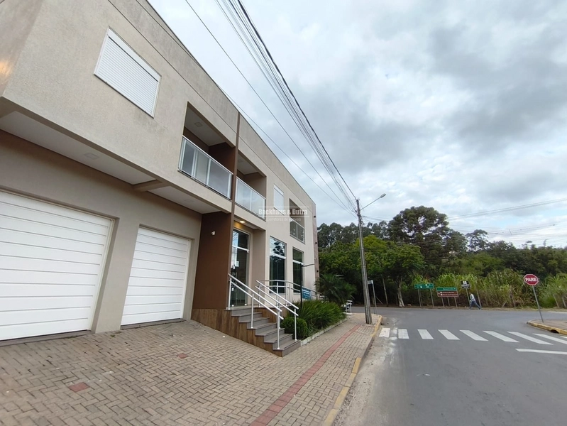 ROLANTE- APARTAMENTO MOBILIADO  COM 34m² - CENTRO: 2ª foto da galeria de imagens do imóvel