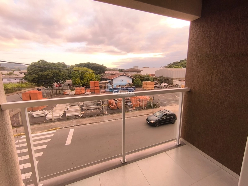 ROLANTE- APARTAMENTO MOBILIADO  COM 34m² - CENTRO: 6ª foto da galeria de imagens do imóvel