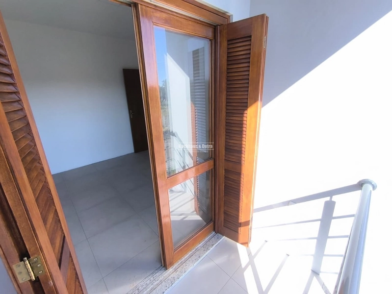 ROLANTE- SOBRADOS DE 70m² - RIO BRANCO: 10ª foto da galeria de imagens do imóvel