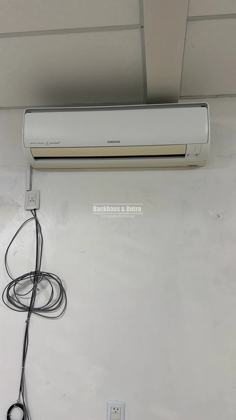ROLANTE- SALA COMERCIAL DE 40M²- CENTRO: 4ª foto da galeria de imagens do imóvel