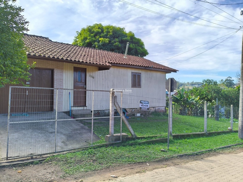 ROLANTE - CASA DE MADEIRA DE 75M²- GRASSMANN: 1ª foto da galeria de imagens do imóvel