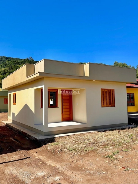 ROLANTE- CASA DE 61m²- ALTO ROLANTINHO: 1ª foto da galeria de imagens do imóvel