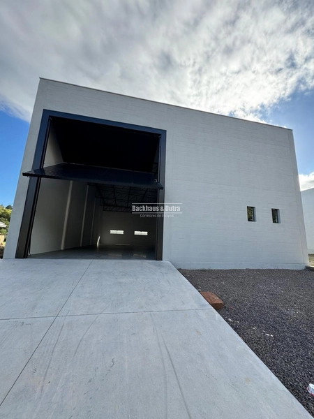 ROLANTE- PRÉDIO DE 231M²-BAIRRO SANTO ANTÔNIO: 1ª foto da galeria de imagens do imóvel