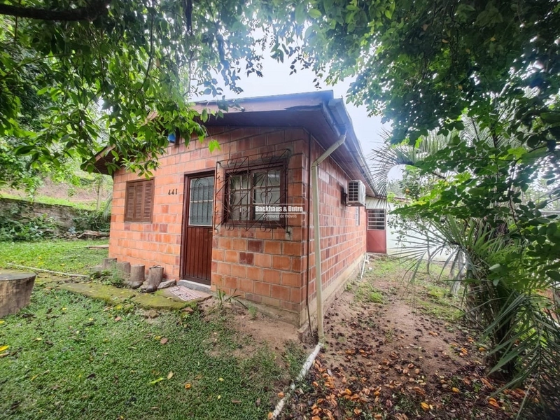 Rolante - Casa de esquina em alvenaria - Rio Branco: 1ª foto da galeria de imagens do imóvel
