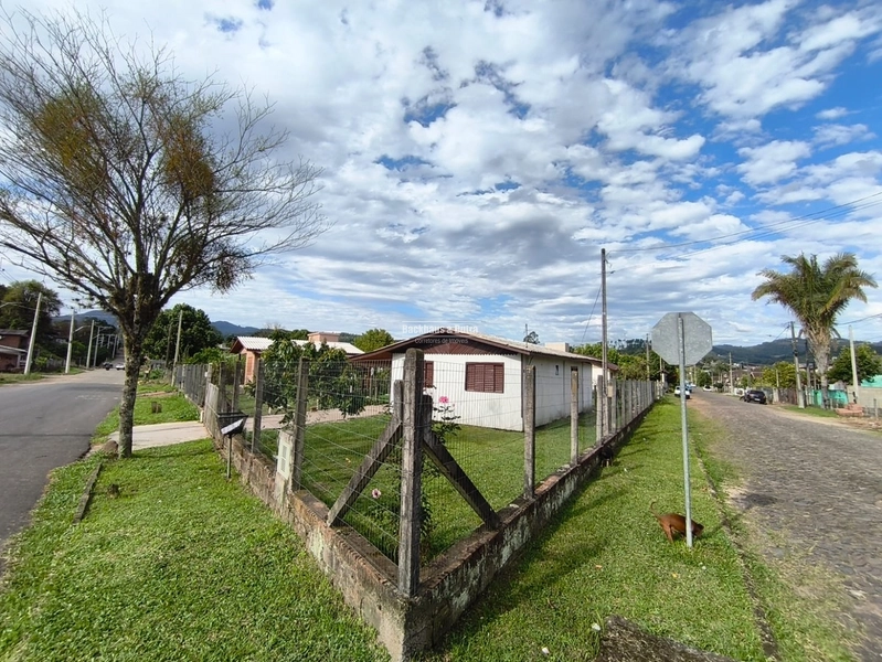 ROLANTE -CASA DE MADEIRA-GRASSMANN: 8ª foto da galeria de imagens do imóvel