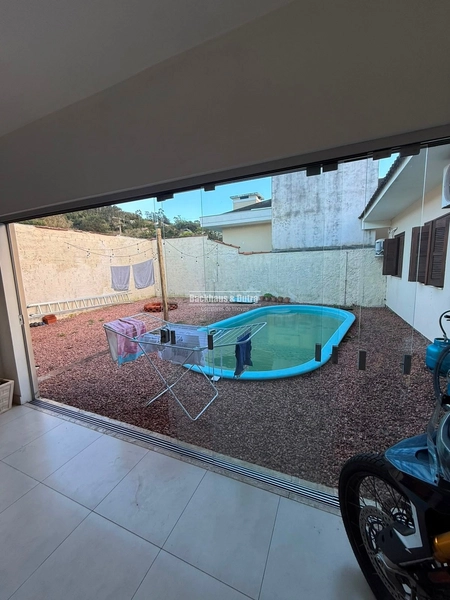 ROLANTE -CASA DE 160M²-CENTRO: 2ª foto da galeria de imagens do imóvel