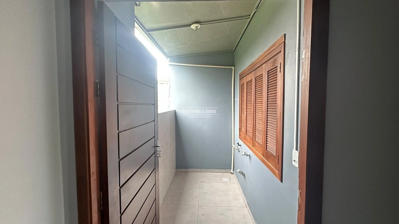 ROLANTE- LOCAÇÃO RESIDENCIAL- CASA DE 55M²-CONTESTADO: 3ª foto da galeria de imagens do imóvel