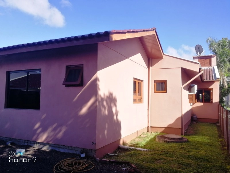 Rolante- Casa no Centro 3 dormitórios 1 suíte garagem para 2 carros: 2ª foto da galeria de imagens do imóvel