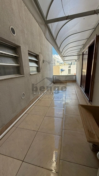 Apartamento para aluguel com 3 quartos na Vila Operária em Itajaí: 9ª foto da galeria de imagens do imóvel