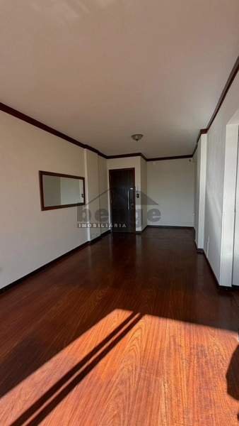 Apartamento para aluguel com 3 quartos na Vila Operária em Itajaí: 5ª foto da galeria de imagens do imóvel