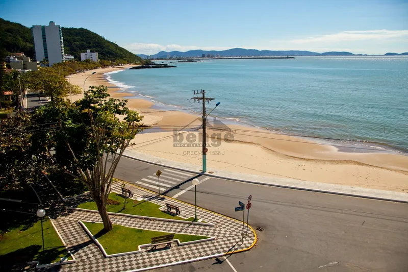 Linda cobertura para venda em Cabeçudas, Itajaí/SC: 3ª foto da galeria de imagens do imóvel
