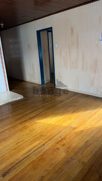 Casa com quatro quartos para locação no São Judas: 2ª foto da galeria de imagens do imóvel