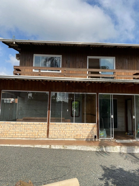 ALUGUEL de casa em Itajaí: 1ª foto da galeria de imagens do imóvel