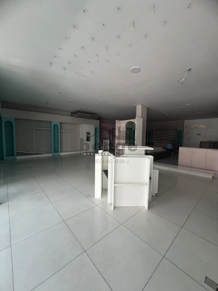 SALA COMERCIAL TÉRREA DE 160 m² NA VILA OPERÁRIA – ITAJAÍ/SC: 6ª foto da galeria de imagens do imóvel