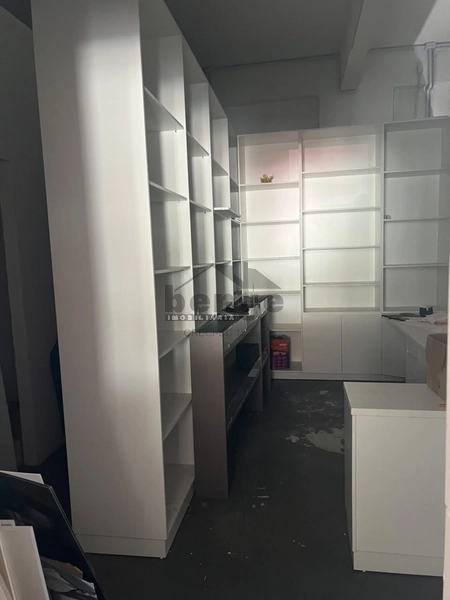 SALA COMERCIAL TÉRREA DE 160 m² NA VILA OPERÁRIA – ITAJAÍ/SC: 2ª foto da galeria de imagens do imóvel