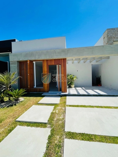 Casa 4 dormitórios, 4 suítes, 2 vagas, 165m² no bairro Blue Xangri-lá em Xangri-lá para Comprar