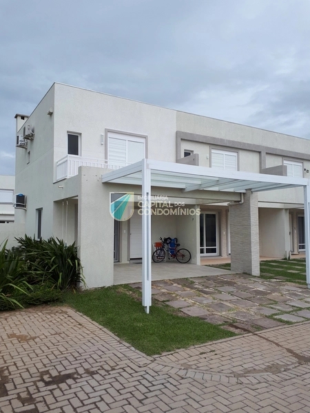 Sobrado 3 dormitórios, 1 suíte, 2 vagas, 120m² no bairro Páteo Marbella em Xangri-lá para Comprar