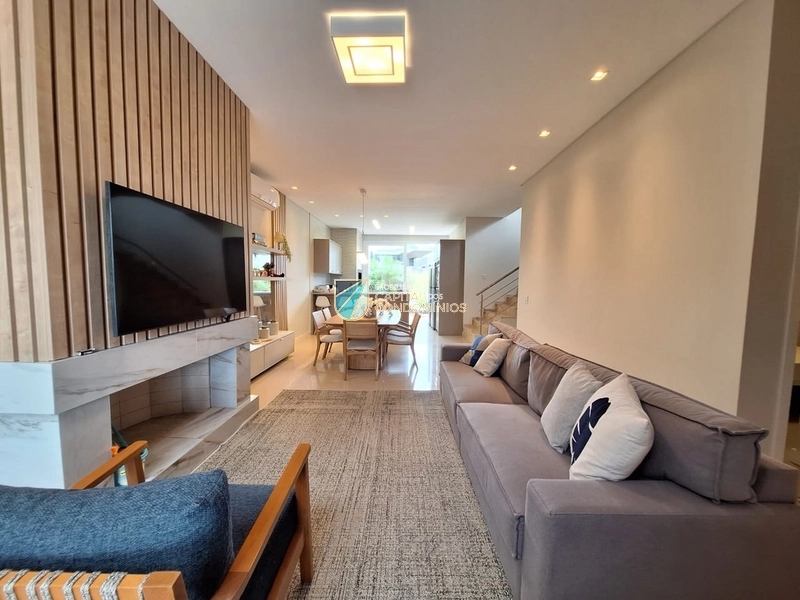 Sobrado 4 dormitórios, 4 suítes, 1 vaga, 168m² no bairro Blue Xangri-lá em Xangri-lá para Comprar