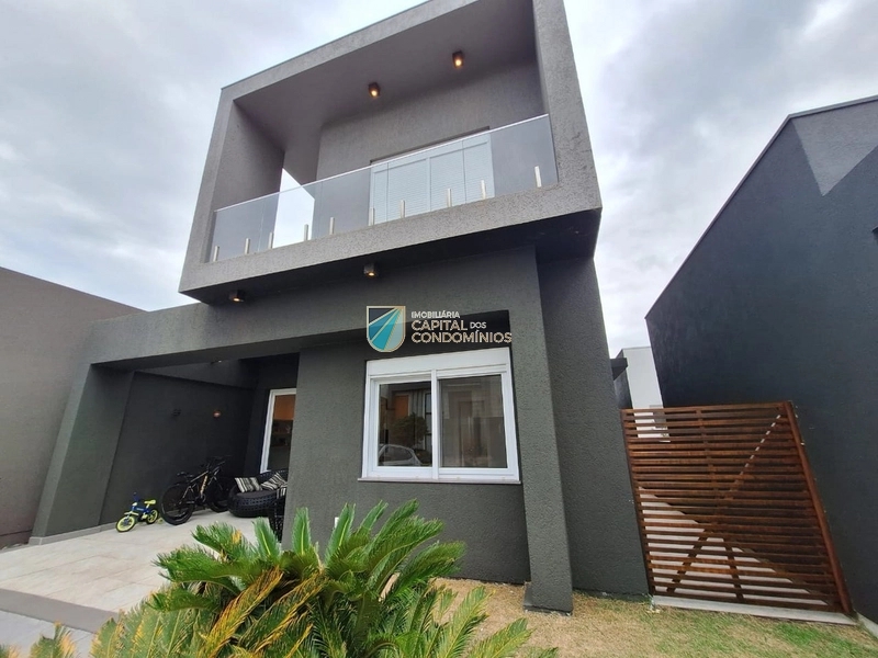 Sobrado 4 dormitórios, 4 suítes, 1 vaga, 168m² no bairro Blue Xangri-lá em Xangri-lá para Comprar