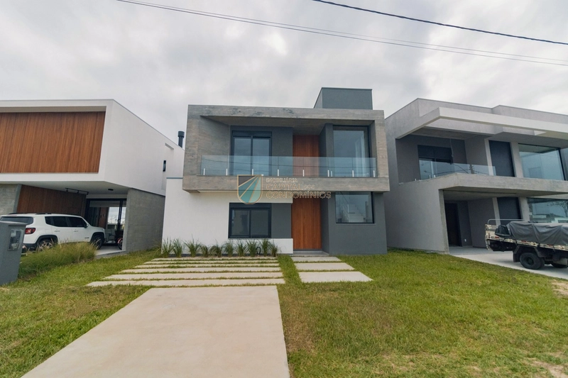 Excelente sobrado no condomínio Blue Xangri-lá junto a infraestrura.: 2ª foto da galeria de imagens do imóvel