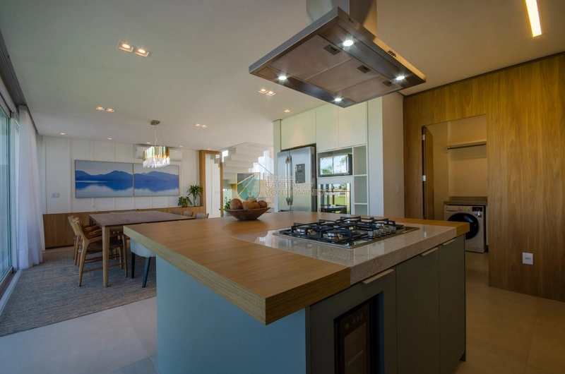 Sobrado novo em condomínio fechado em Capão da Canoa: 11ª foto da galeria de imagens do imóvel