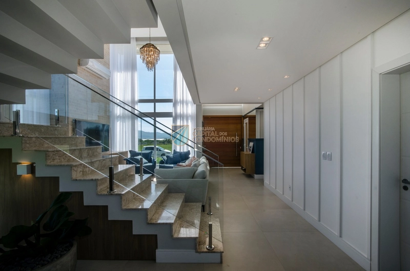 Sobrado novo em condomínio fechado em Capão da Canoa: 7ª foto da galeria de imagens do imóvel