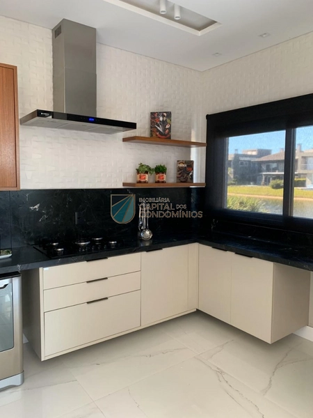 Belíssimo sobrado no condomínio Enseada Lagos Xangri-lá: 5ª foto da galeria de imagens do imóvel