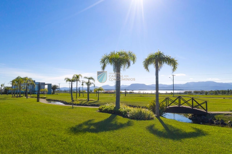 Terreno frente leste e fundos para o lago em condomínio fechado: 12ª foto da galeria de imagens do imóvel