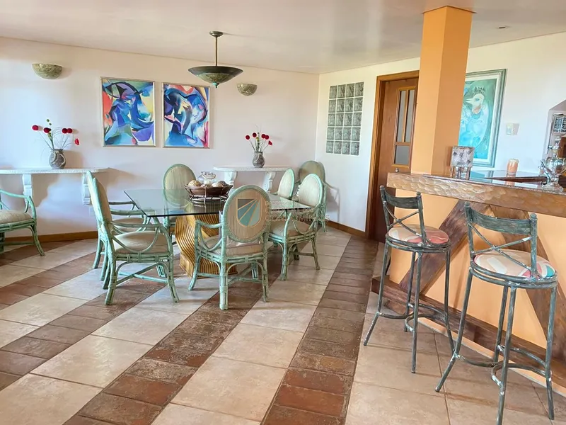 Casa a beira mar na melhor localização de Atlântida: 5ª foto da galeria de imagens do imóvel
