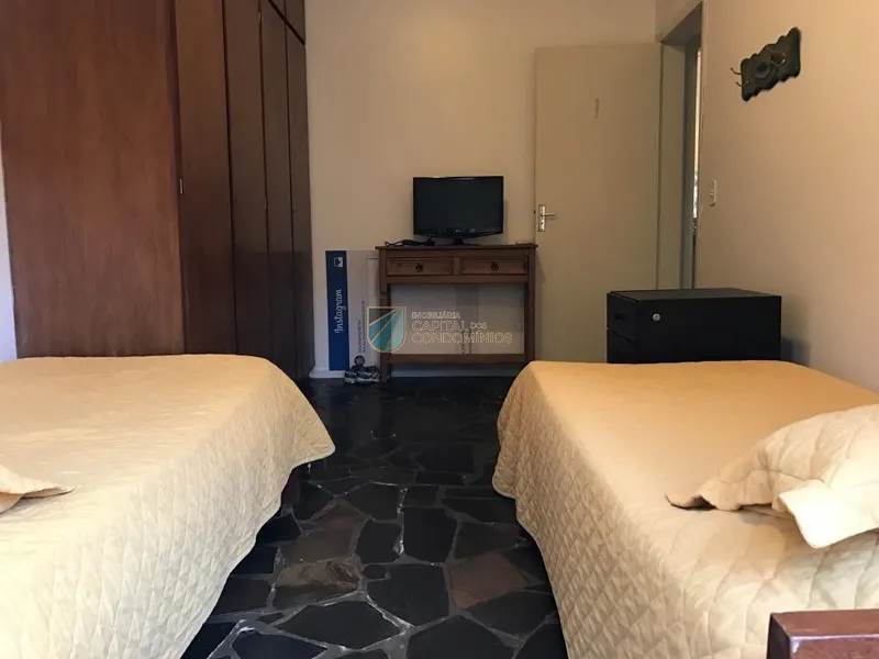 Bela casa mobiliada e com piscina a poucas quadras do mar em Atlântida: 12ª foto da galeria de imagens do imóvel