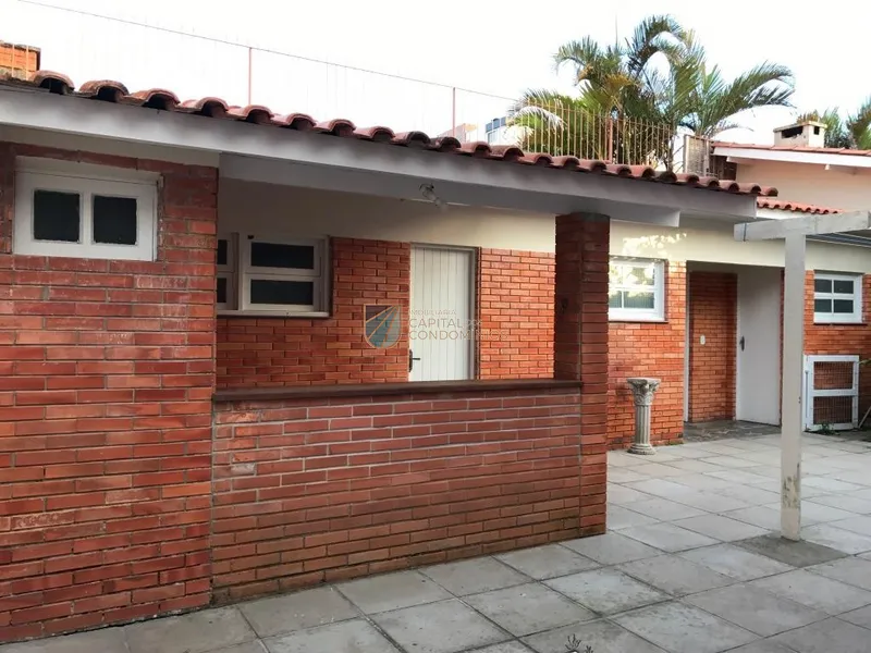 Bela casa mobiliada e com piscina a poucas quadras do mar em Atlântida: 13ª foto da galeria de imagens do imóvel