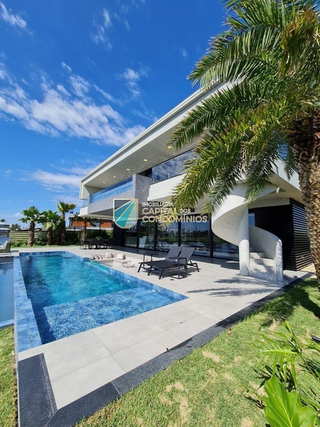 Belíssima mansão no Condomínio Sense Xangri-lá