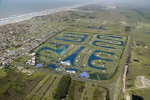 Excelente lote no Condomínio Enseada em Xangri-lá: 2ª foto da galeria de imagens do imóvel